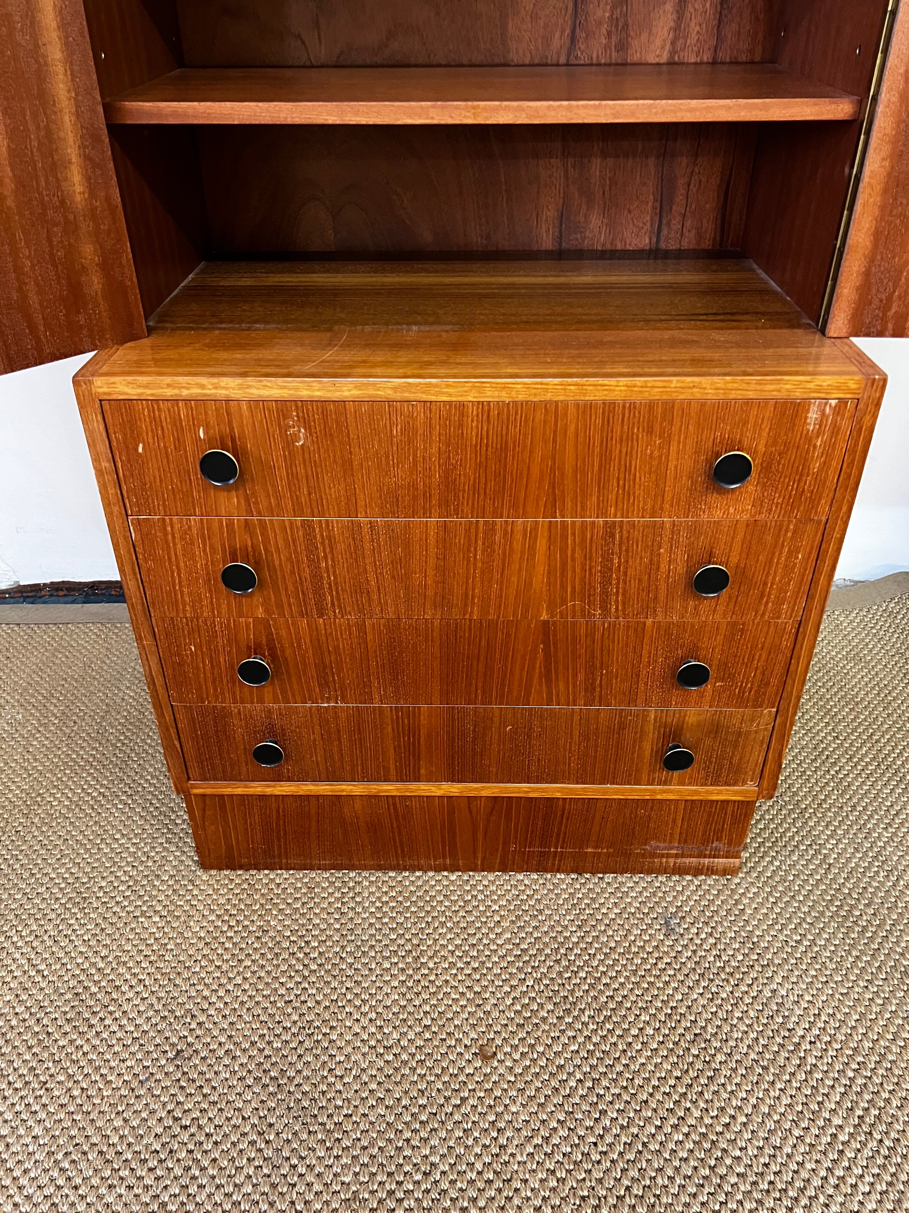 Vintage storage unit