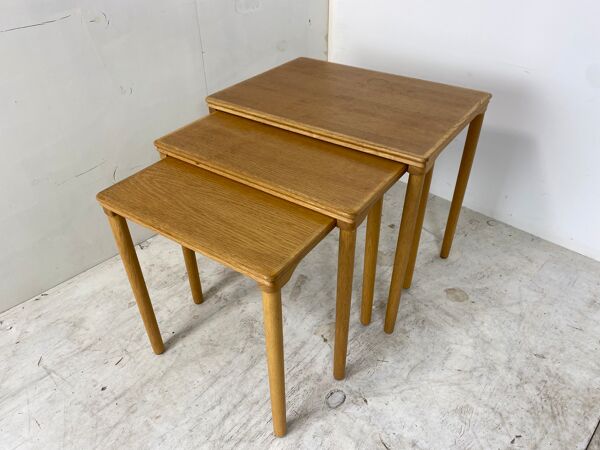 Tables gigognes danoises par E. W. Bach années 1960, Set de 3