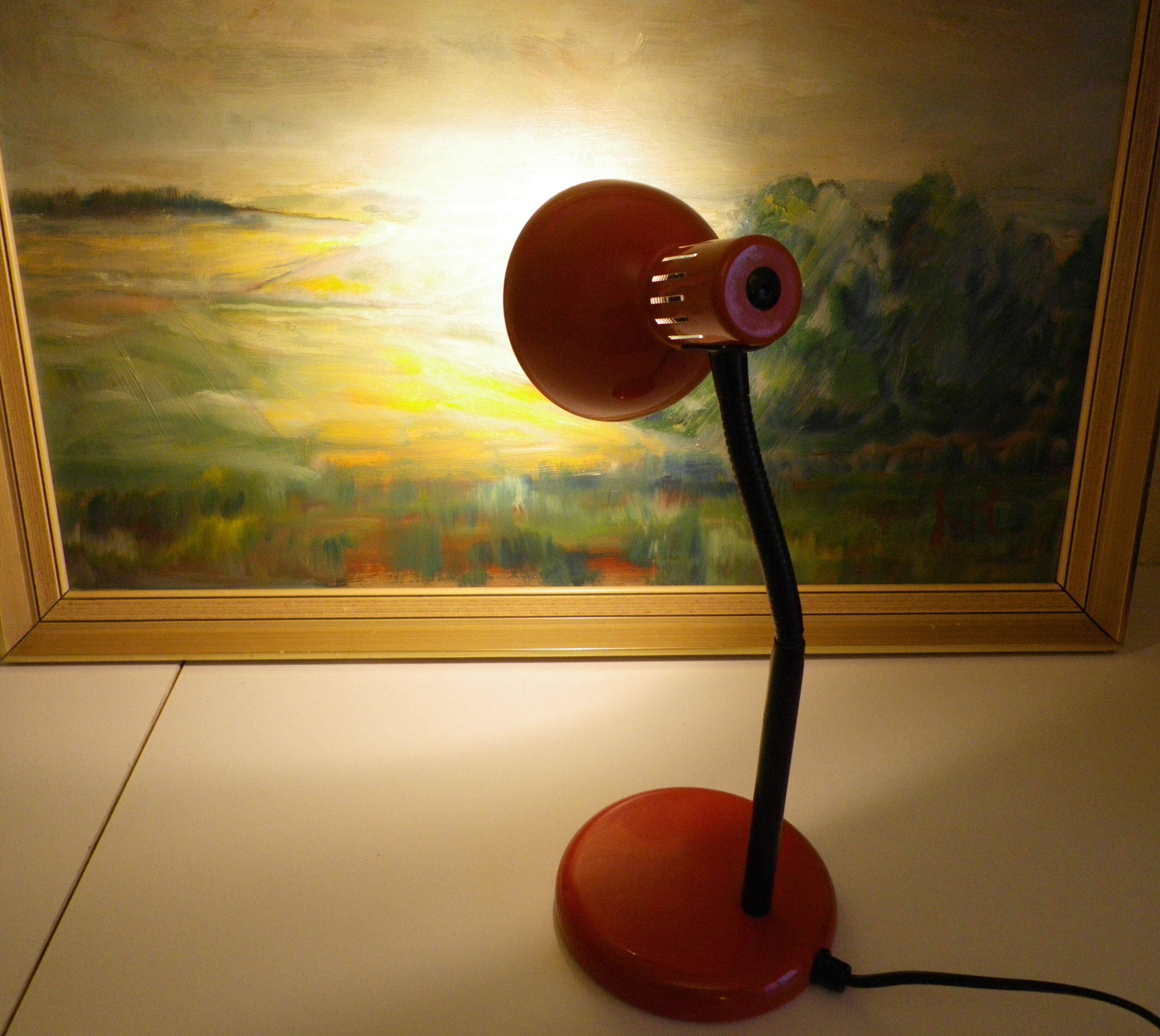 Vintage enamelled table lamp from the 70s