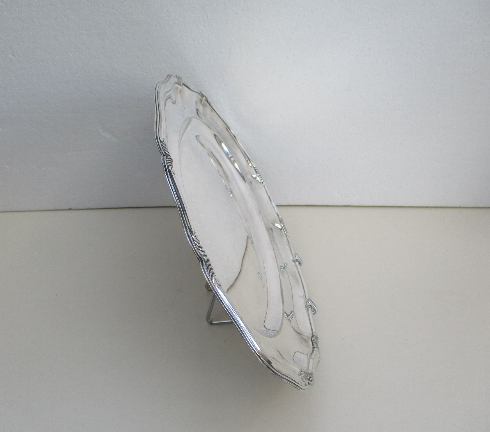 Plat ovale métal argente epns Suede