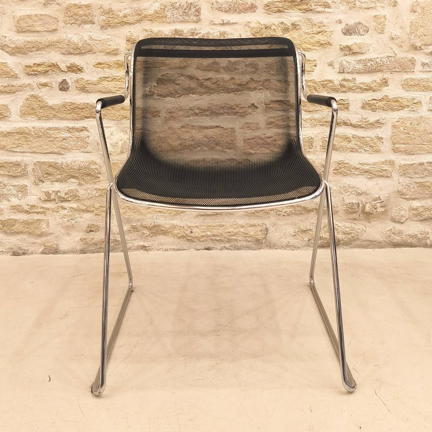 Armchair model Pénélope, design by Charles Pollock for Anonima Castelli.