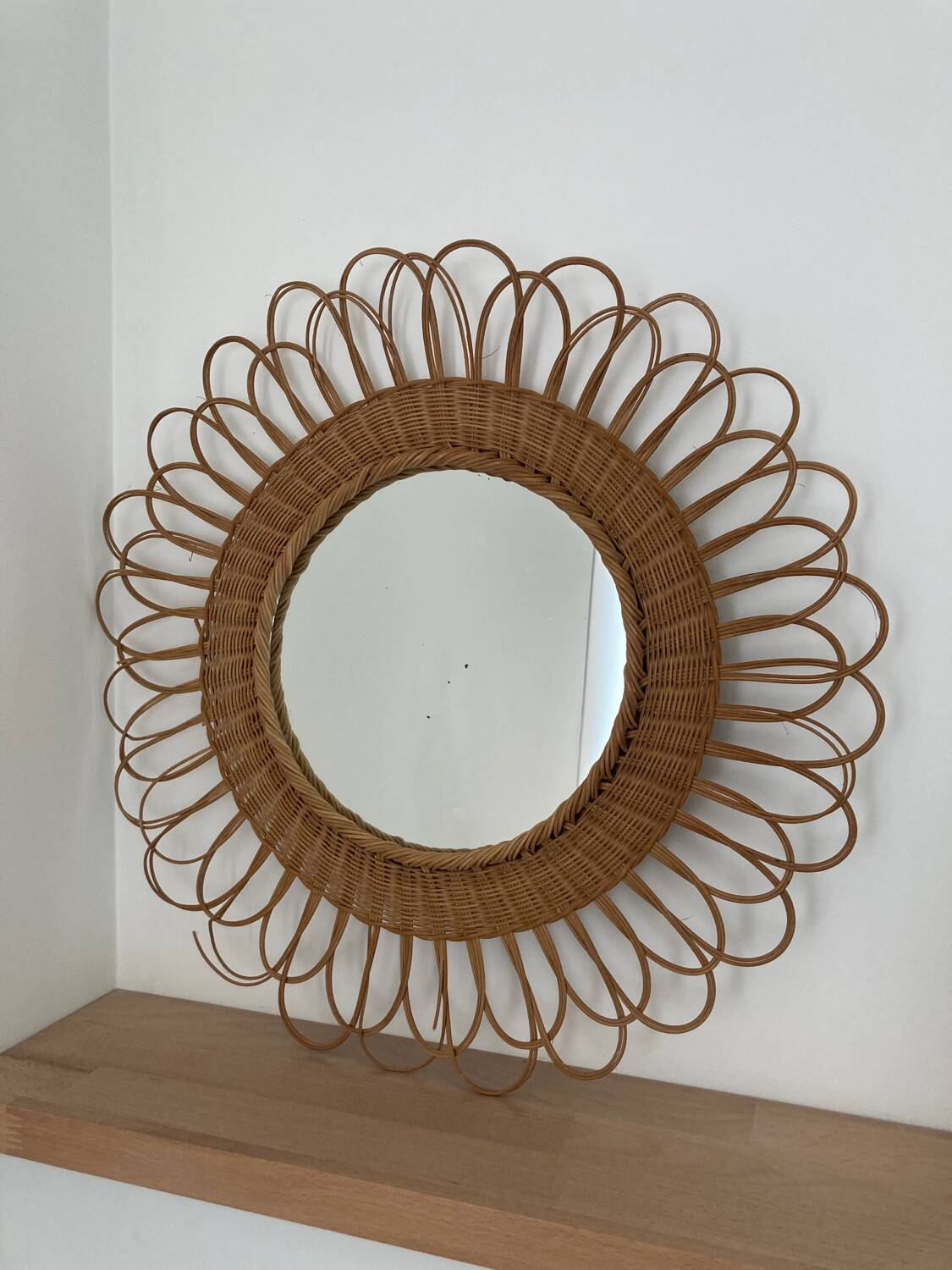 Miroir soleil vintage osier rotin