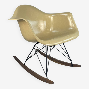 Eames Herman Miller 1950s RAR rocking chair in parchment
