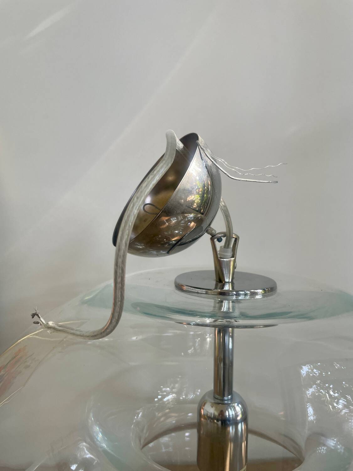 Retro glass suspension