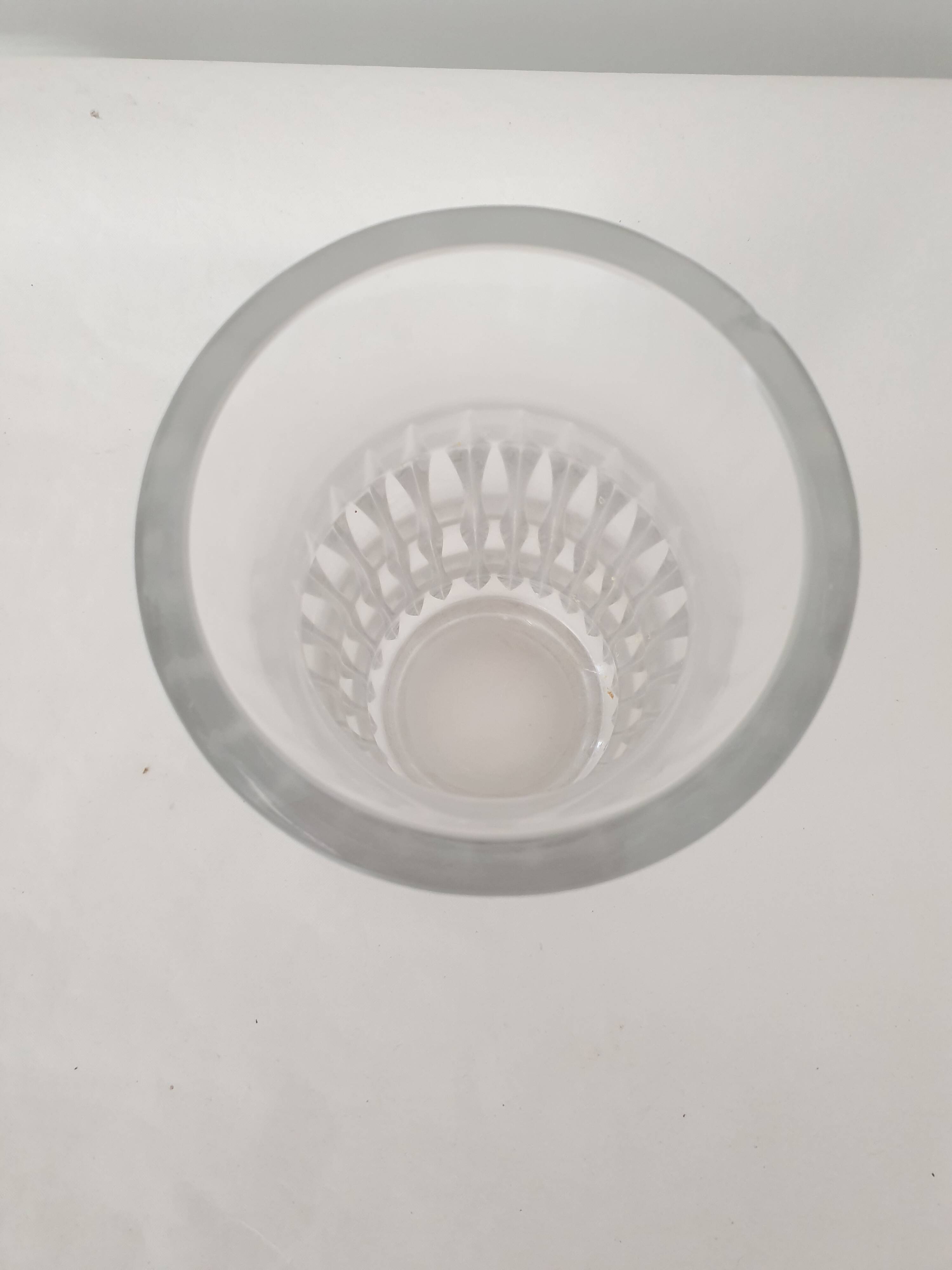 Old Art Deco Style Vase in Crystal Glass Signed Daum Cross of Lorraine and France