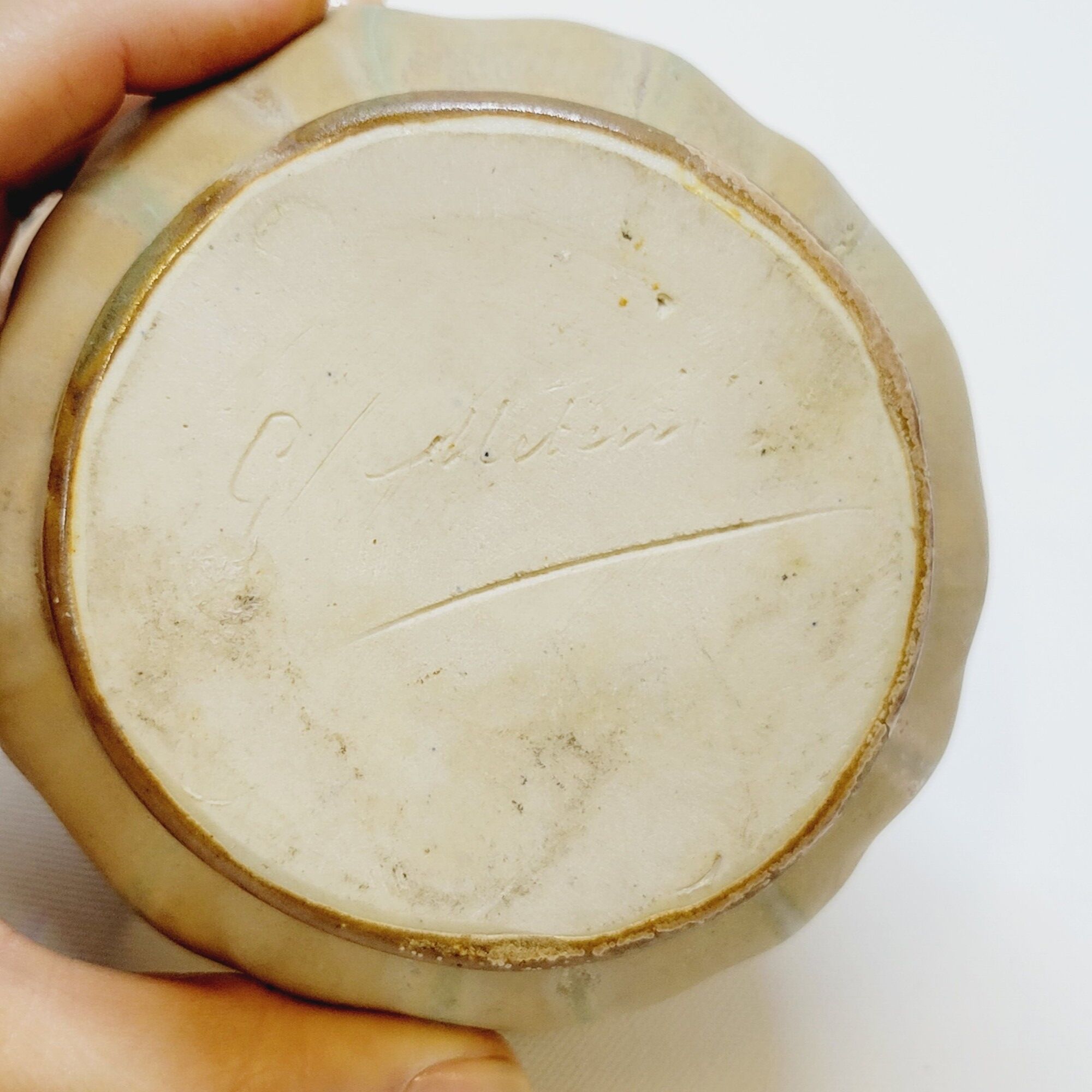 Gilbert Metenier Covered pot in beige and blue art nouveau flamed stoneware