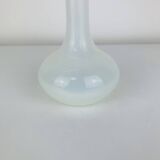 Vase en verre opalescent, vintage
