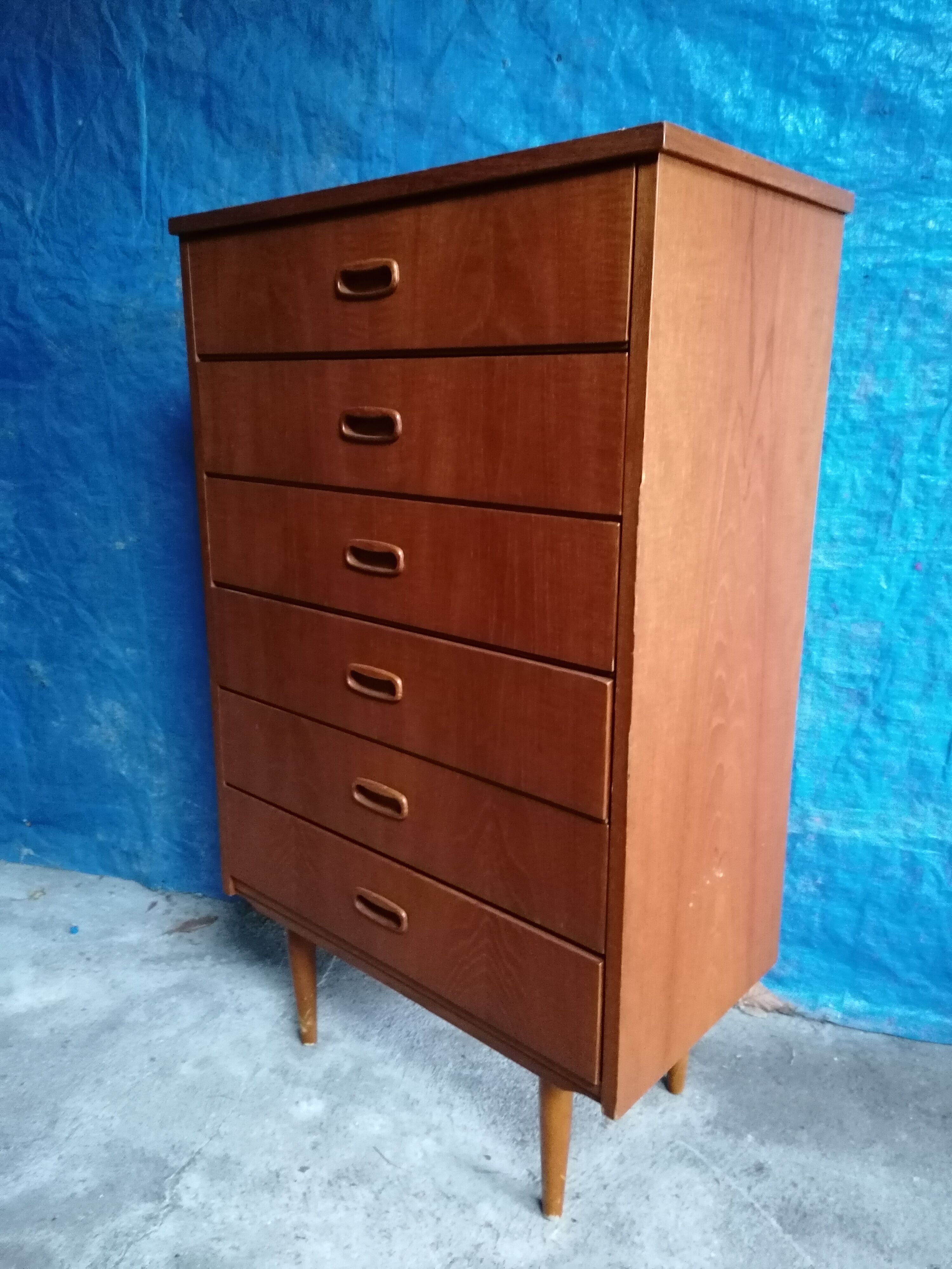 Scandinavian storage furniture 6 drawers