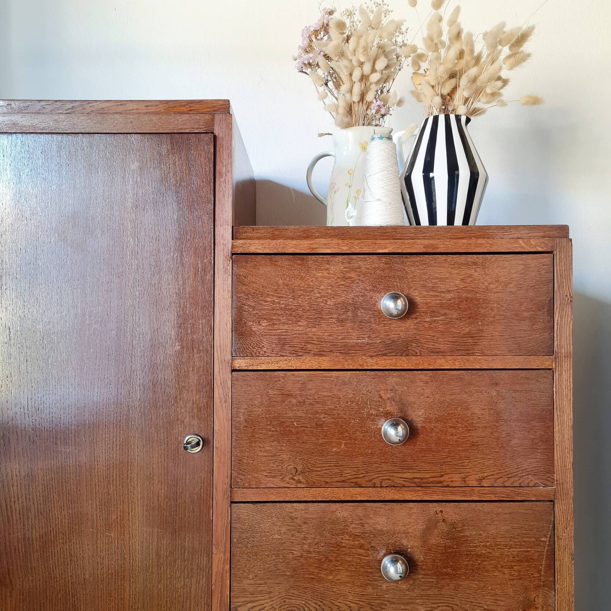 Armoire asymétrique - commode 4 tiroirs