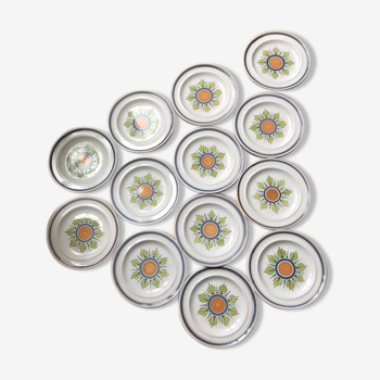 Lot de 13 assiettes plates