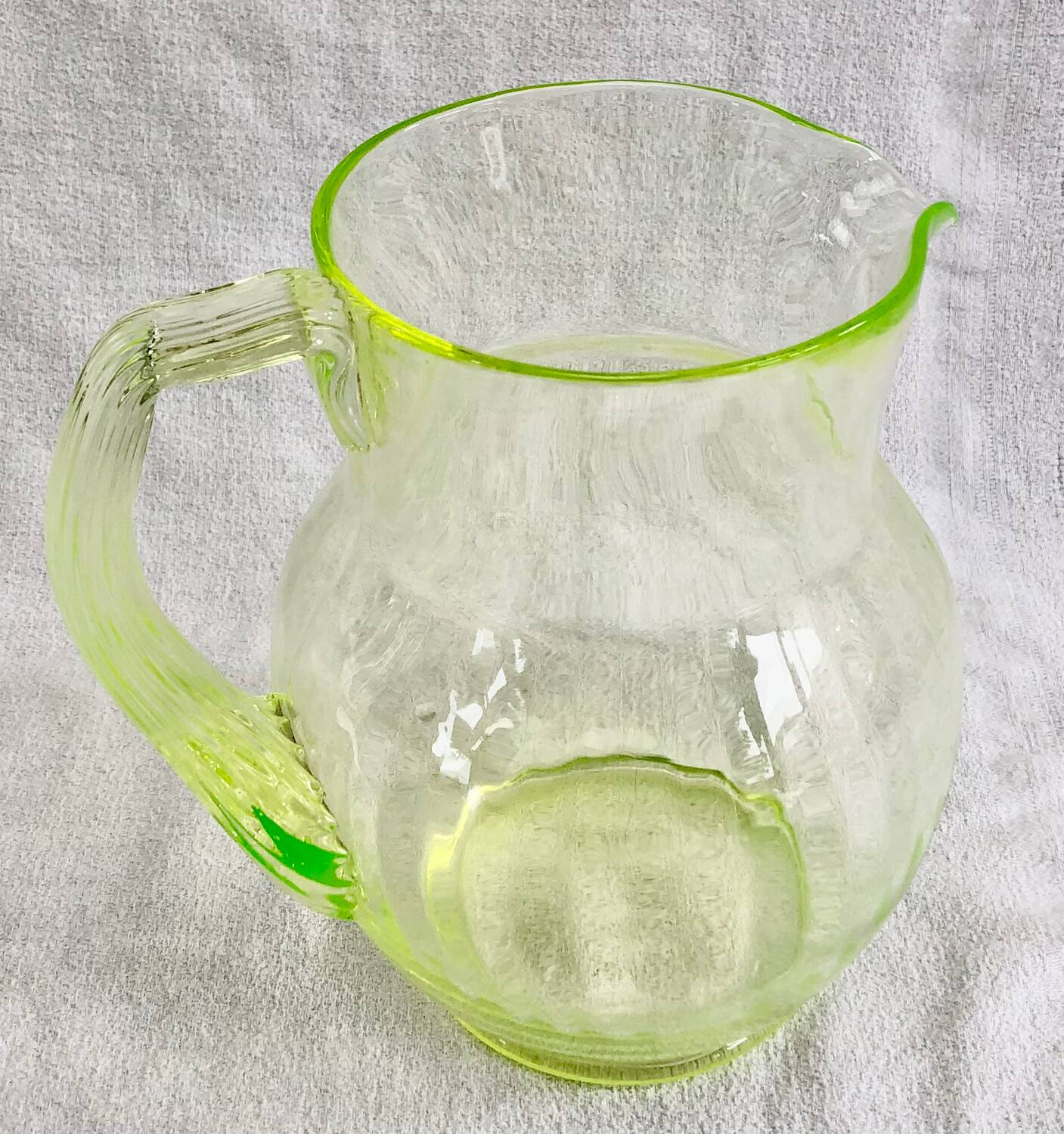 Old large pitcher carafe pot water jug in uraline