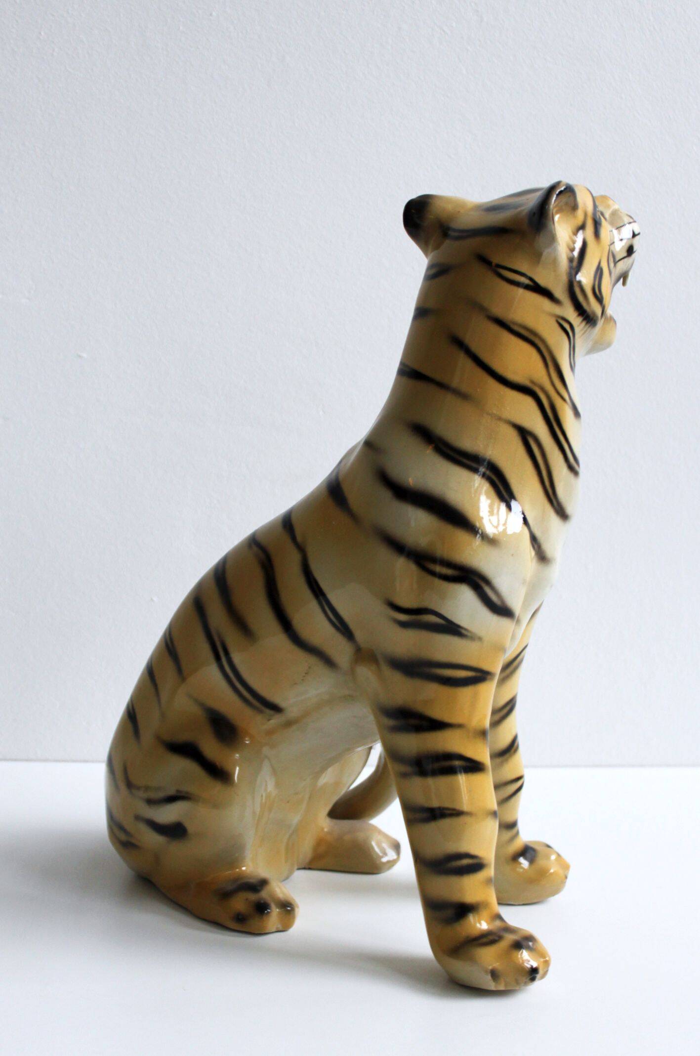 Ceramic tiger, 1970.