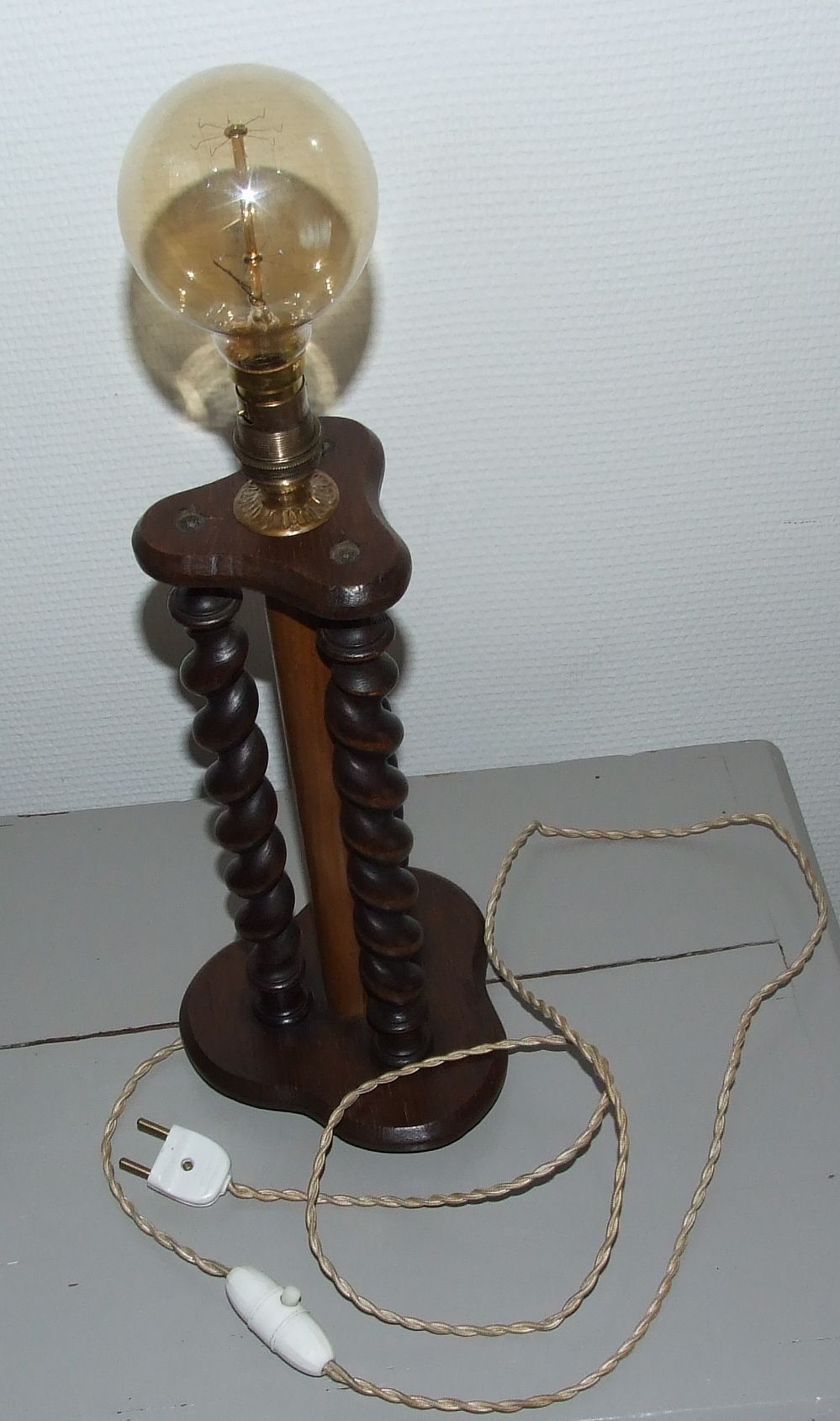 Wooden lamp foot