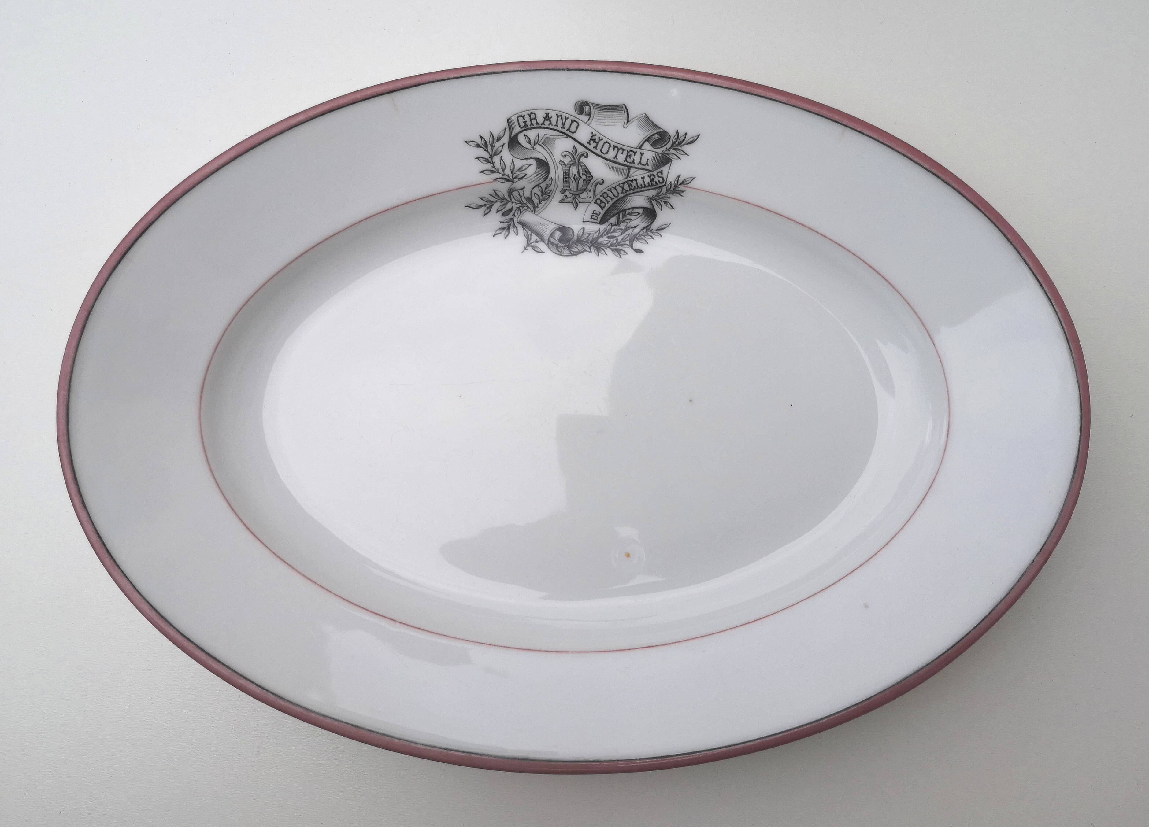 Old serving dish from the Grand Hôtel de Bruxelles