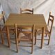 Table bois avec 2 rallonges + 4 chaises bois paillées