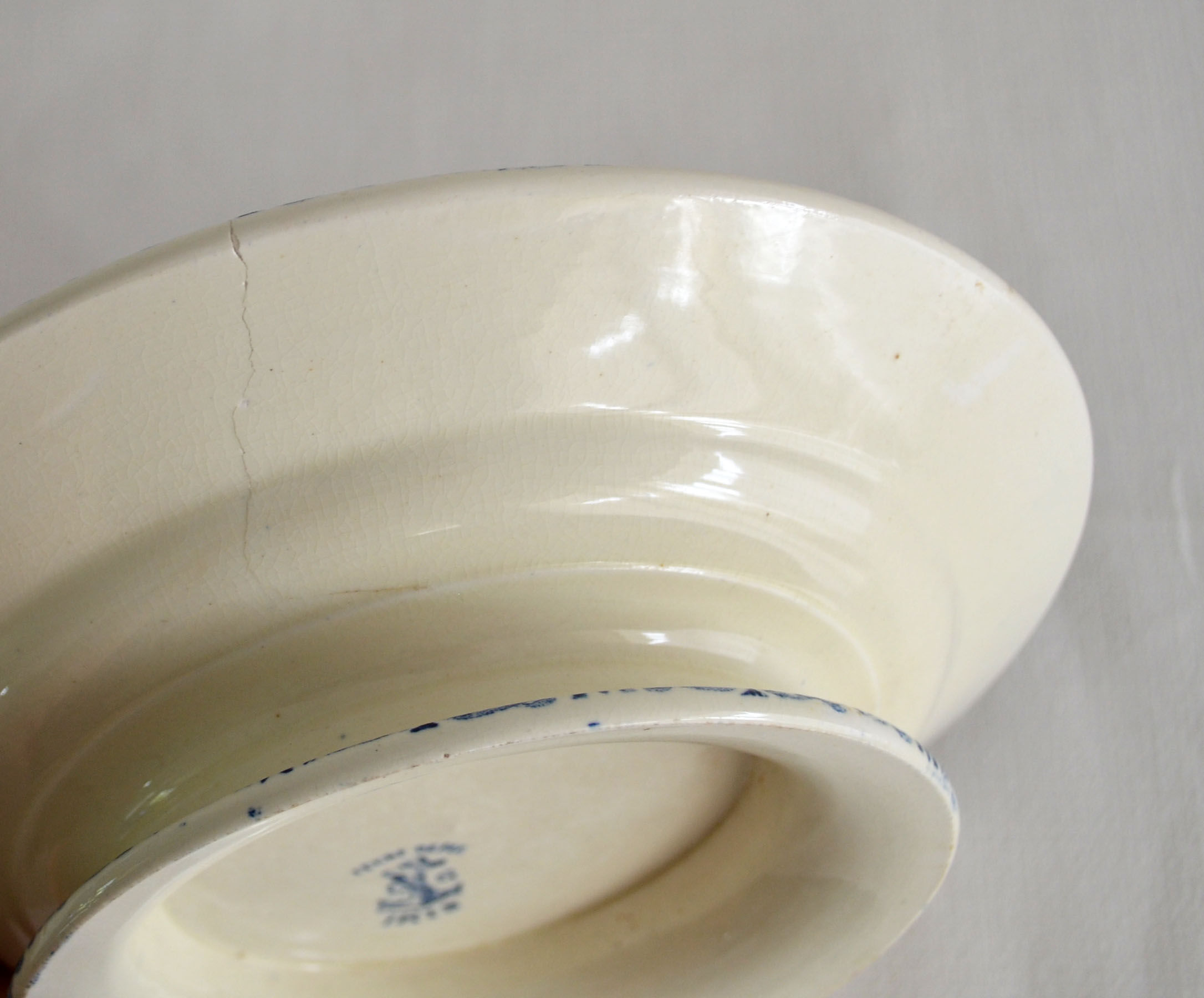 Compotier earth of iron model iris