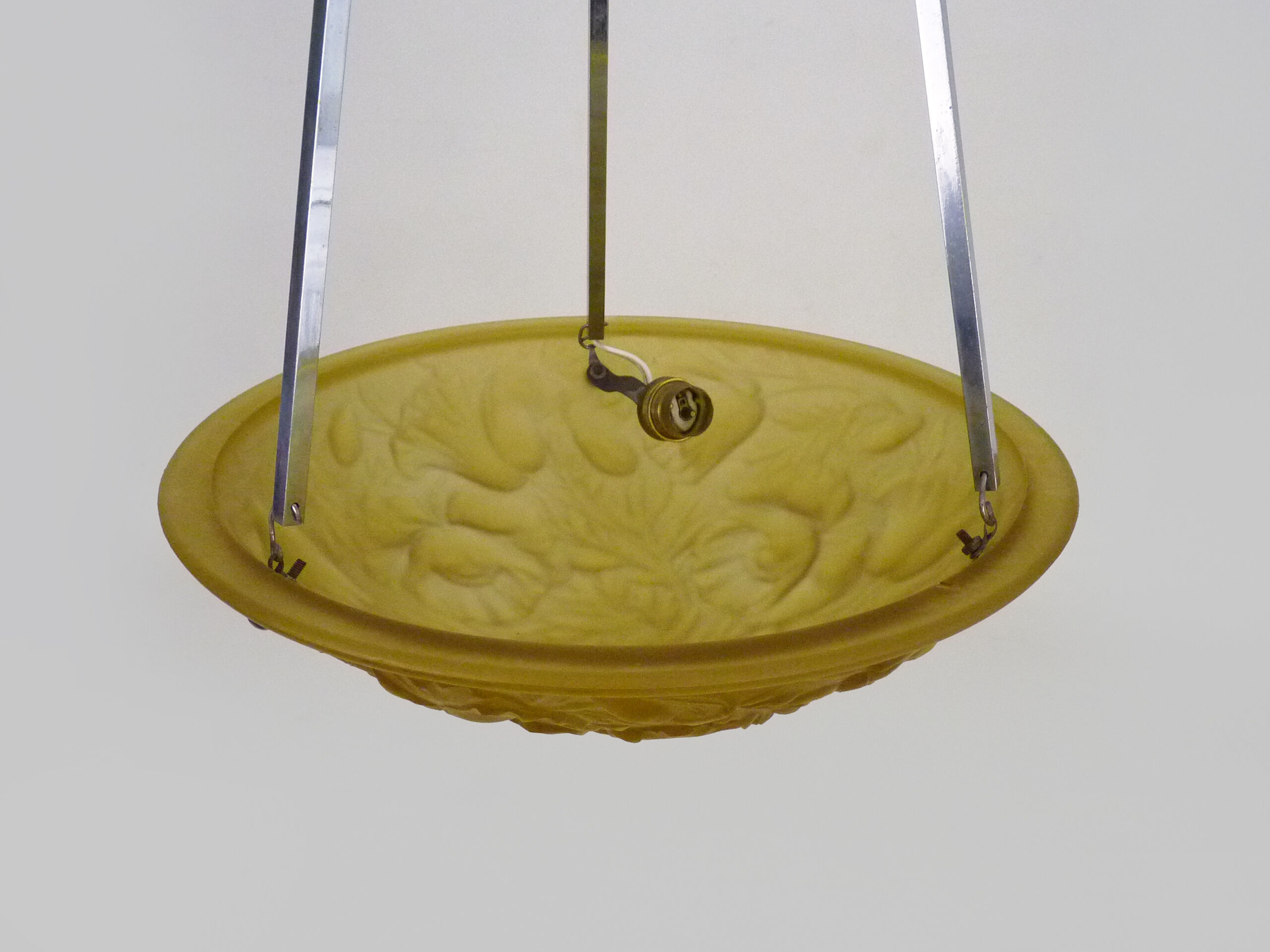 Old chandelier, suspension basin art deco 1 fire, in yellow glass paste
