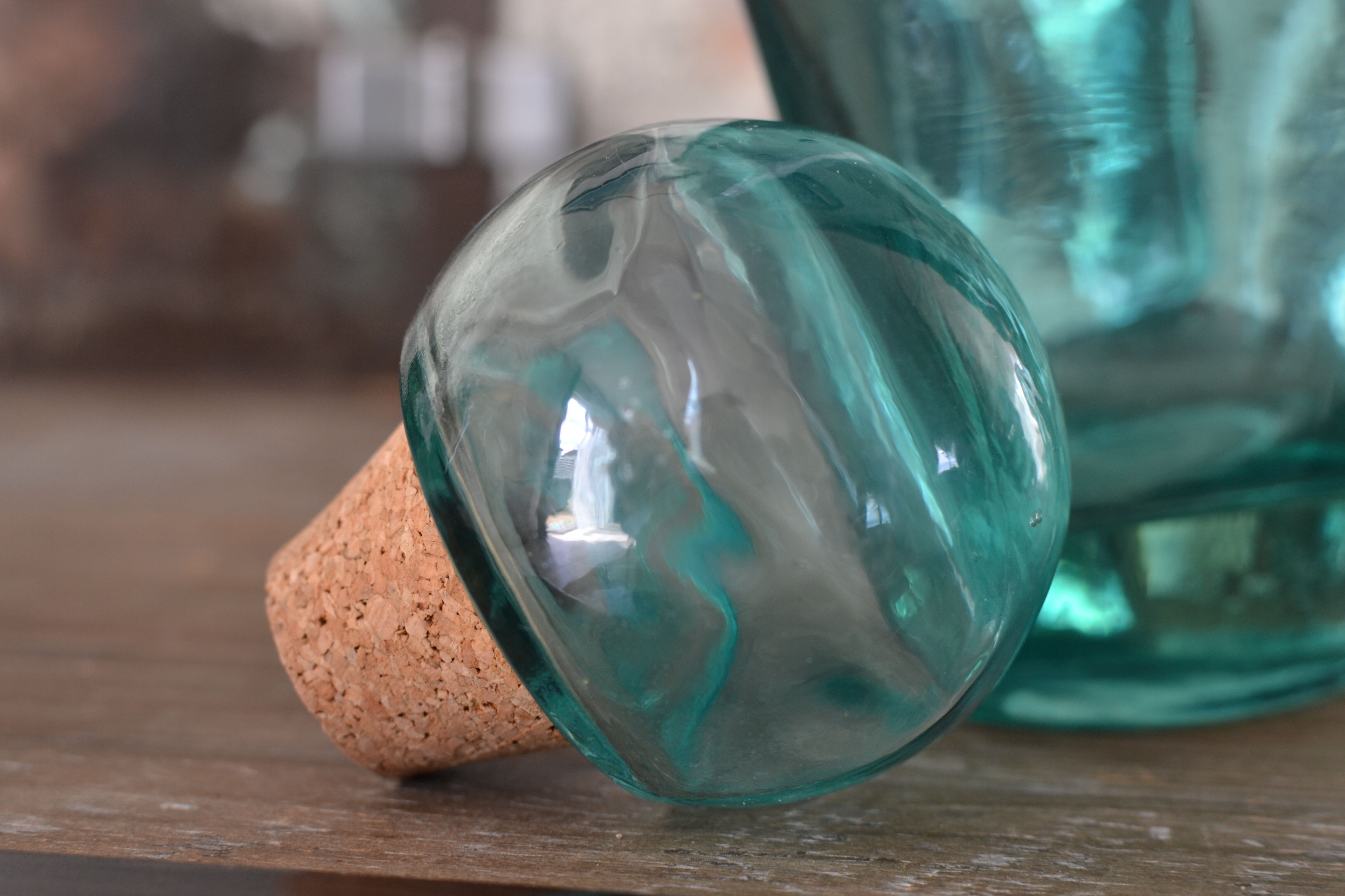 Blue bottle XXL shape perfume bottle