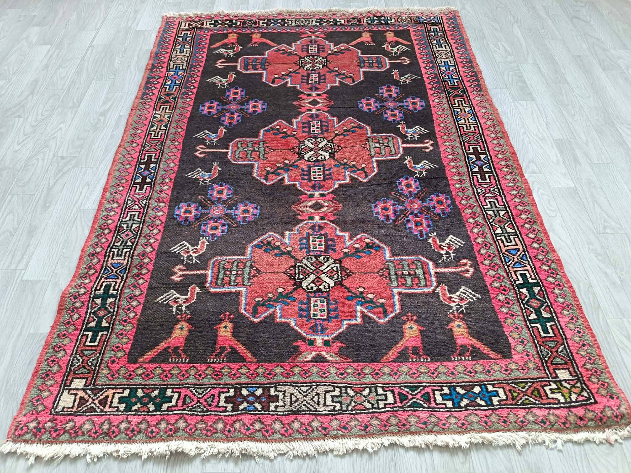 Handmade Hamadan Persian rug