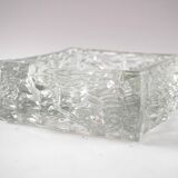 Empty cut glass pocket