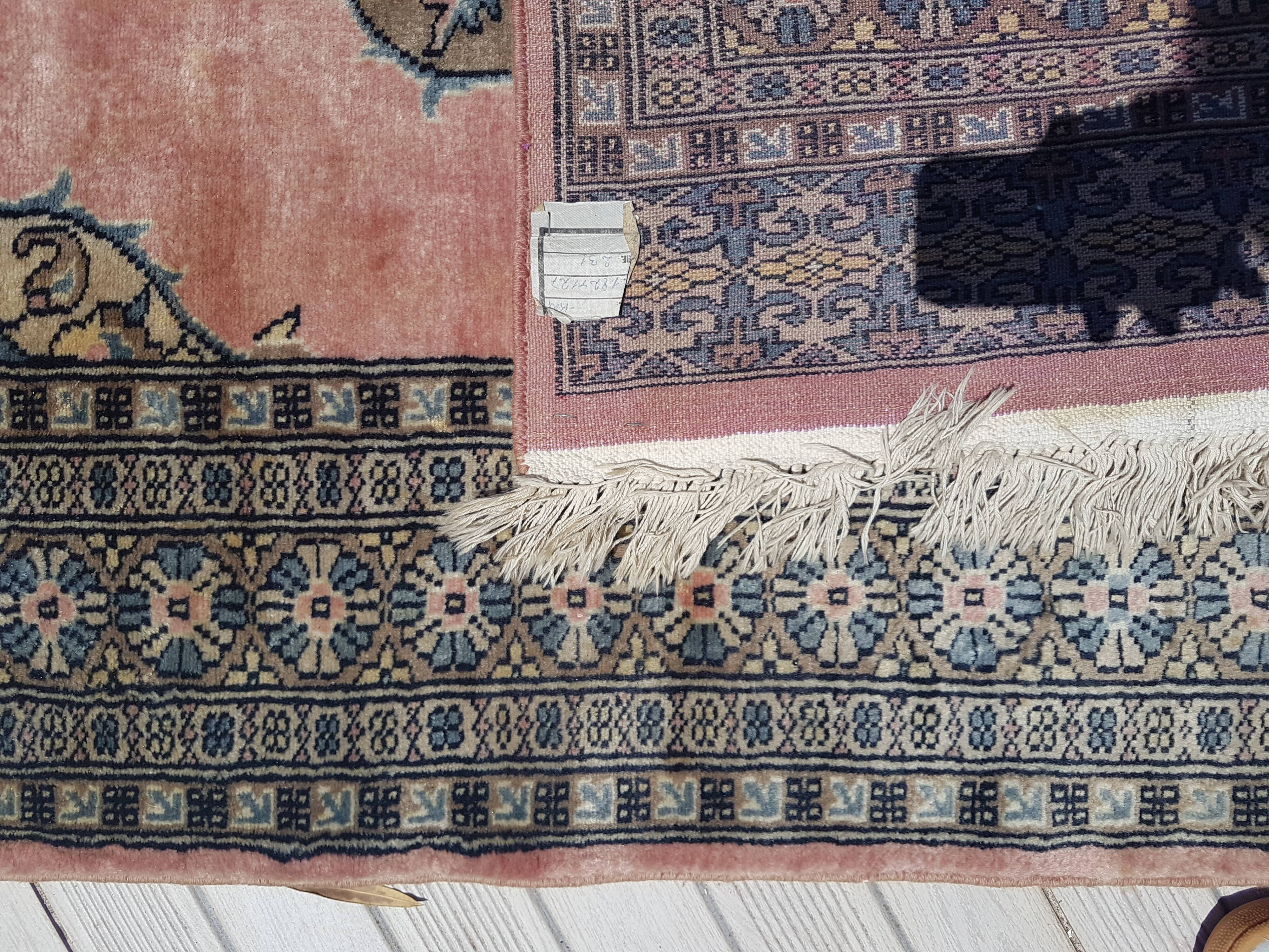 Handmade Persian carpet 122x186cm