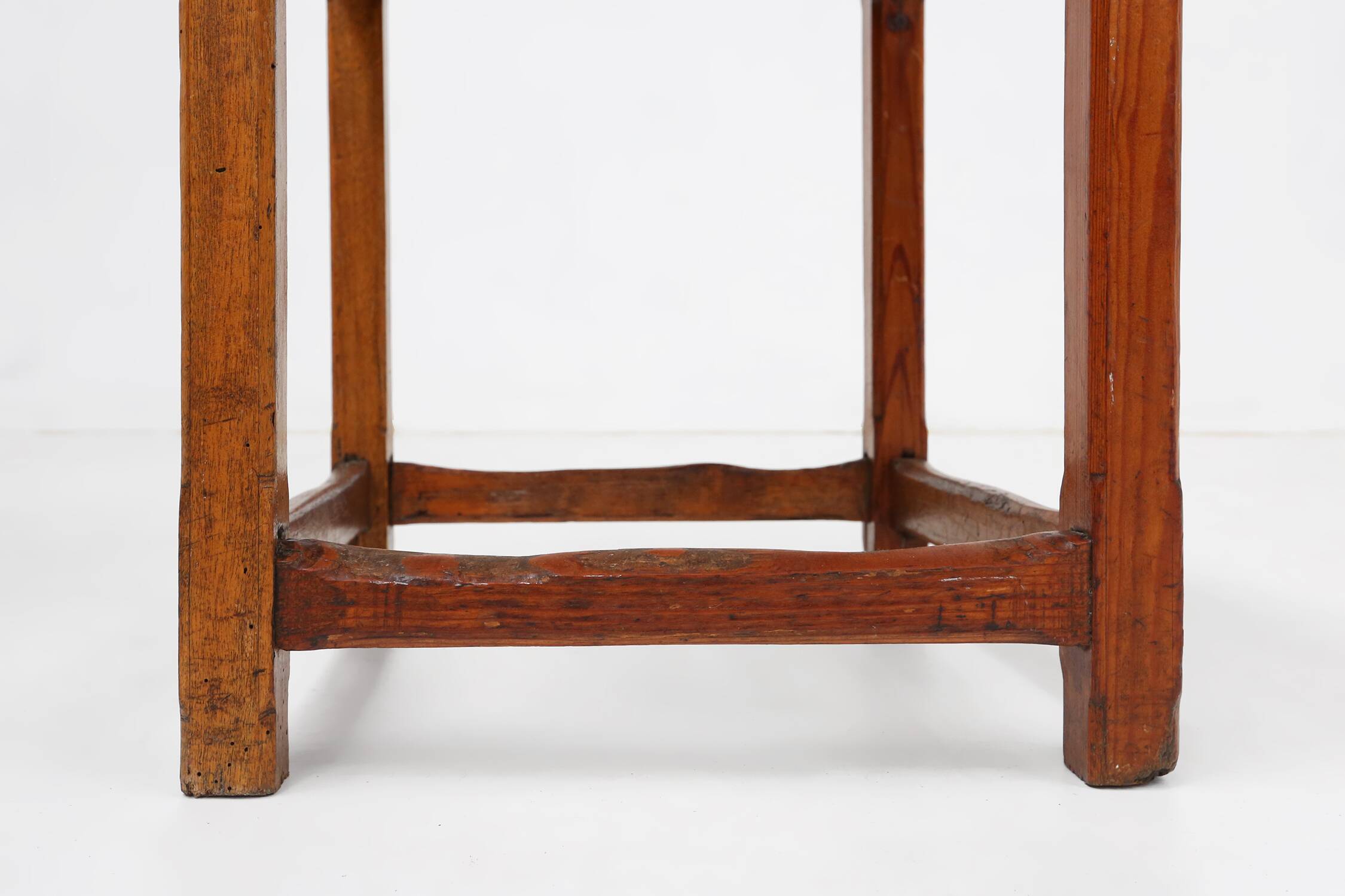 Vintage square wooden stool with handle, Belgium ca. 1920