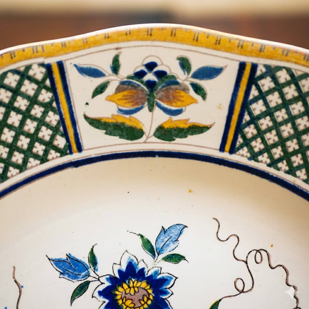 Antique plate Sarreguemines Montmorency
