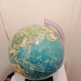 Luminous earth globe