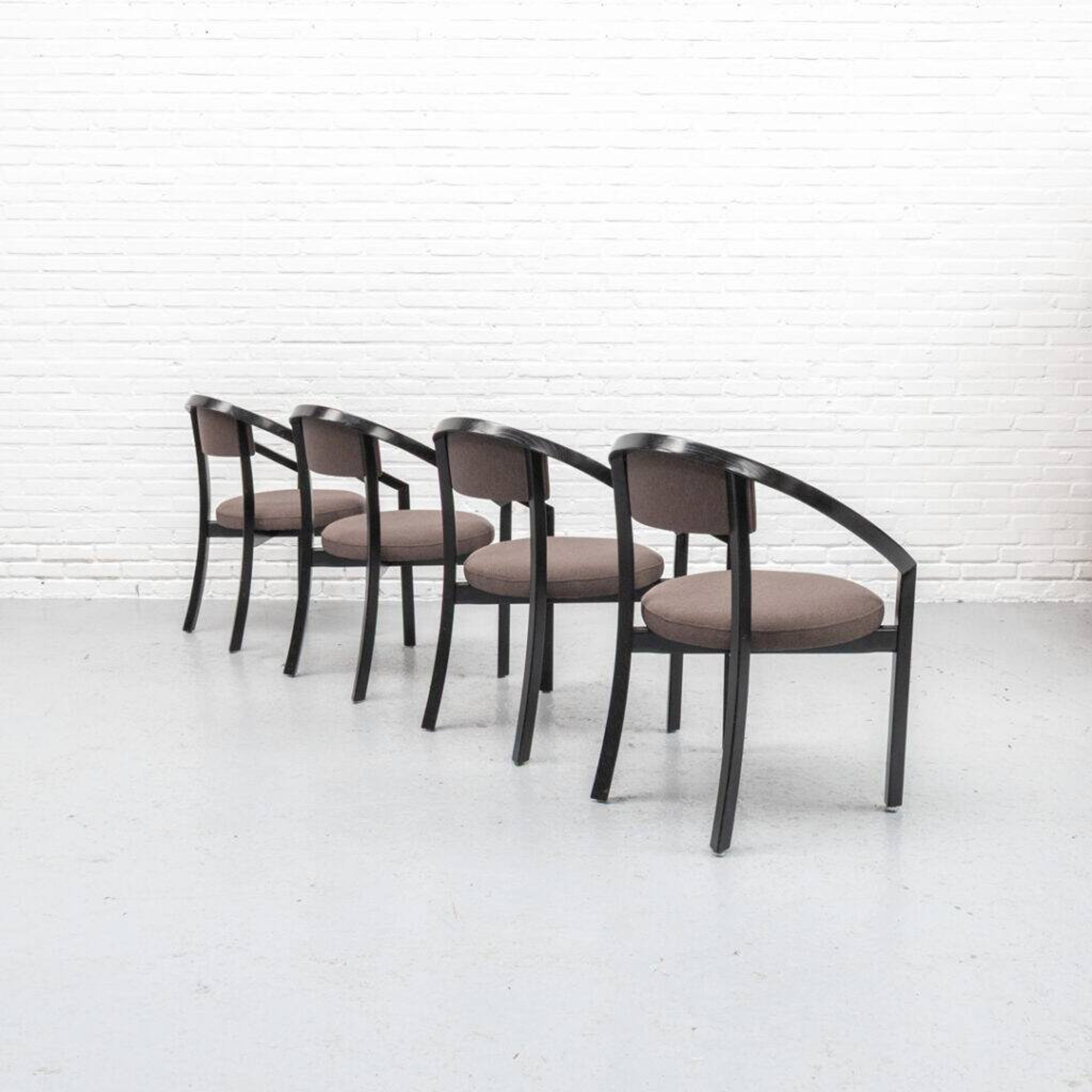 Set of 4 Rosenthal Nostro dining chairs