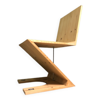 Zig zag lounge chair