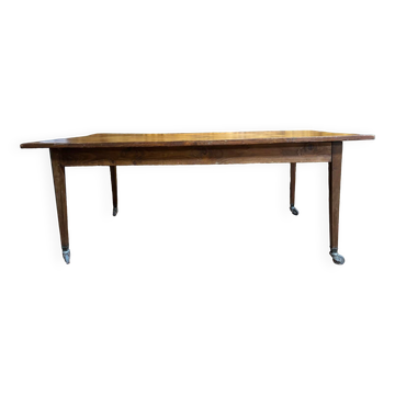 Farm table on casters