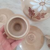 Coffee service coffee maker and cups