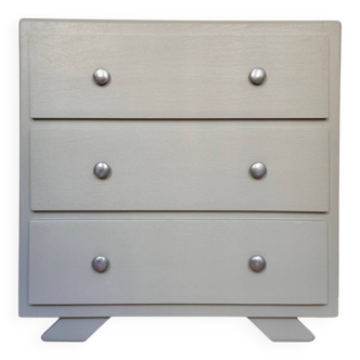 Farrow & Ball revisited vintage chest of drawers