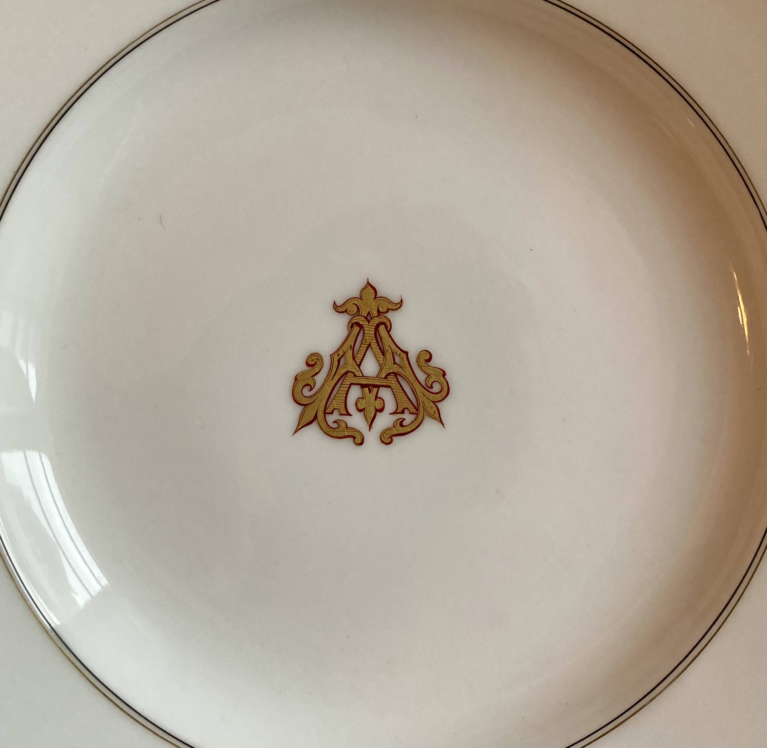 Service assiettes porcelaine de Paris Bourgeois Saint-Honoré 1880