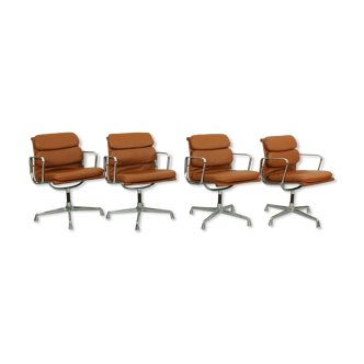 Set of 4 EA208 Soft Pad Chairs by Charles & Ray Eames for Vitra, 1970's