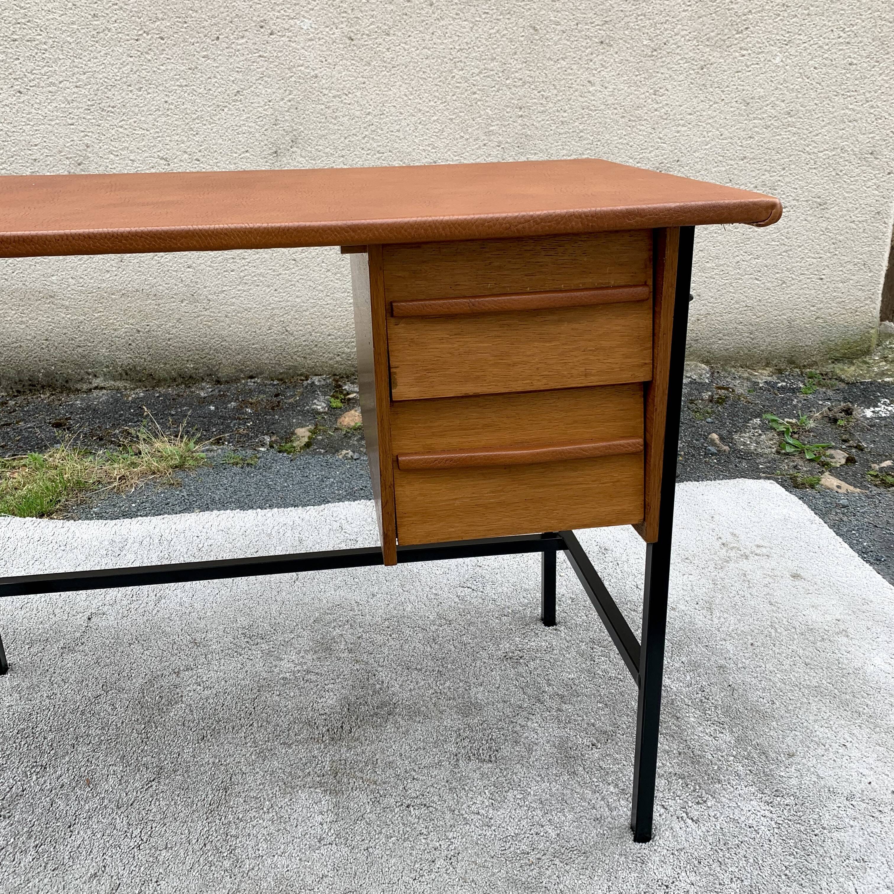 Desk with 2 drawers, leather top, Havana, 1950.