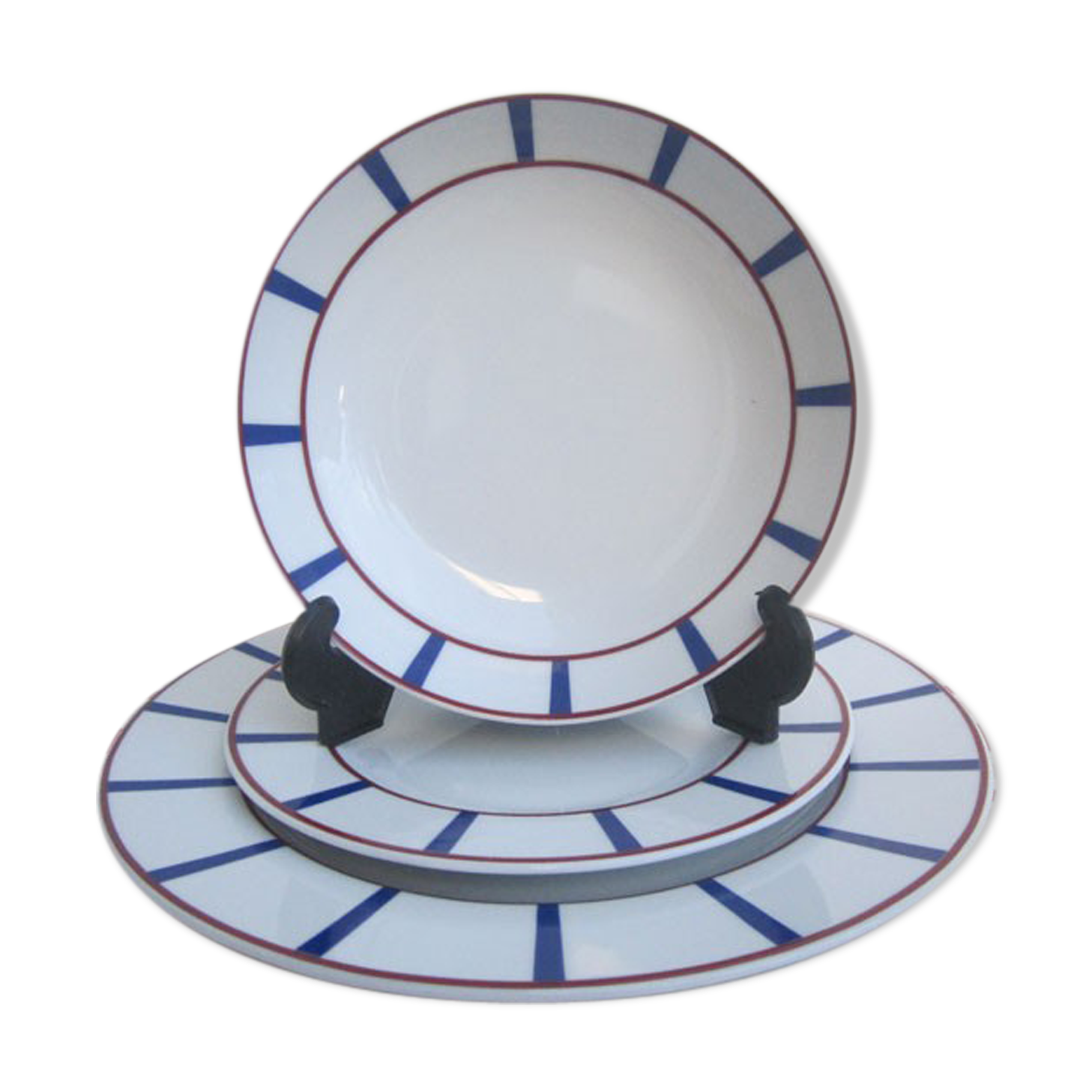 Basque dish service
