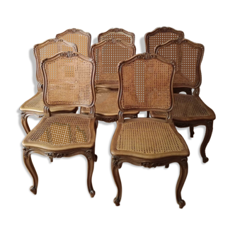 Lot de 8 chaises cannées en chêne massif style Louis XV