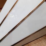 Fan-shaped wall lamp