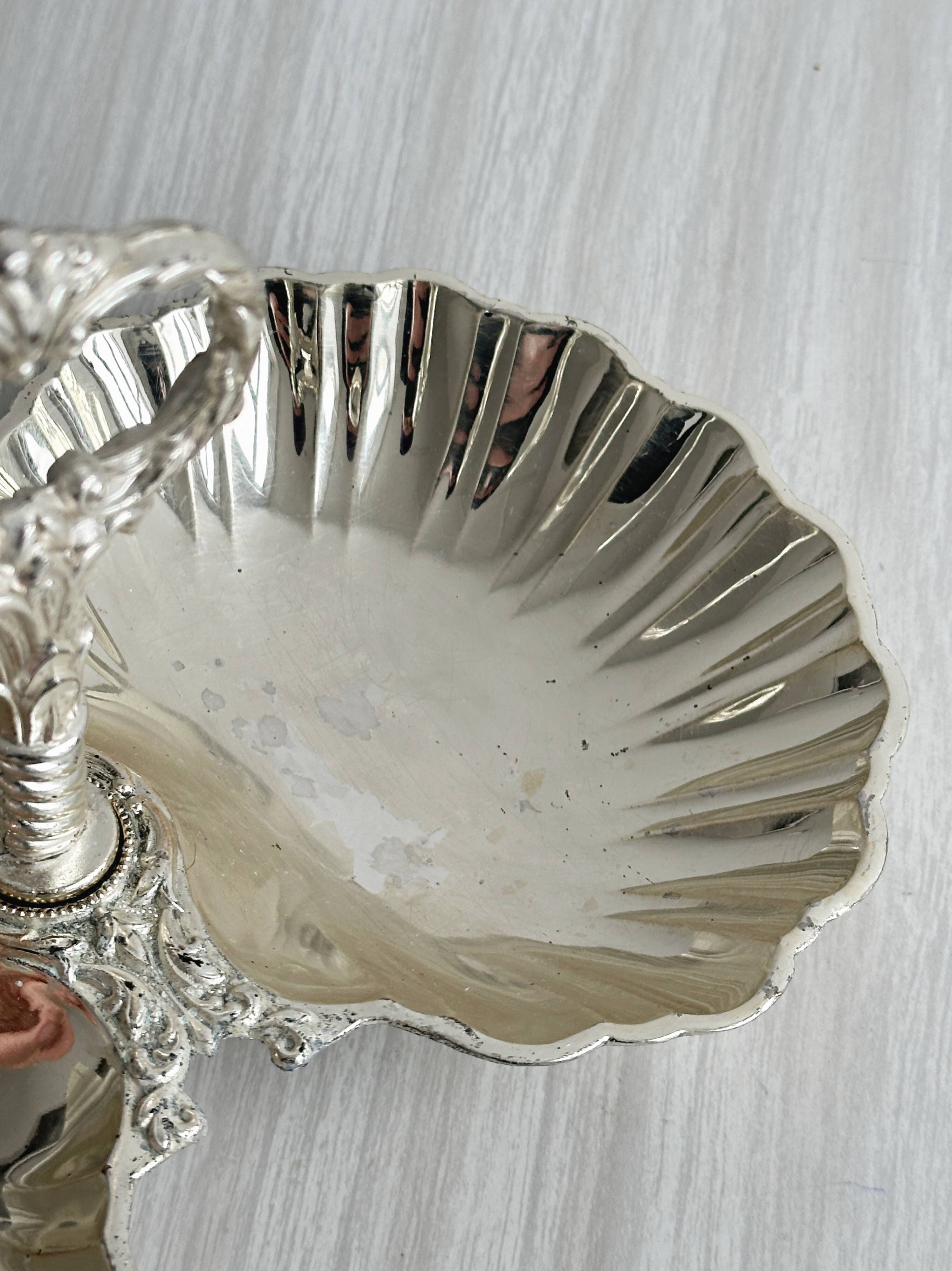 Metal presentation plate