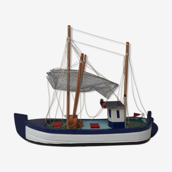Vintage trawler model