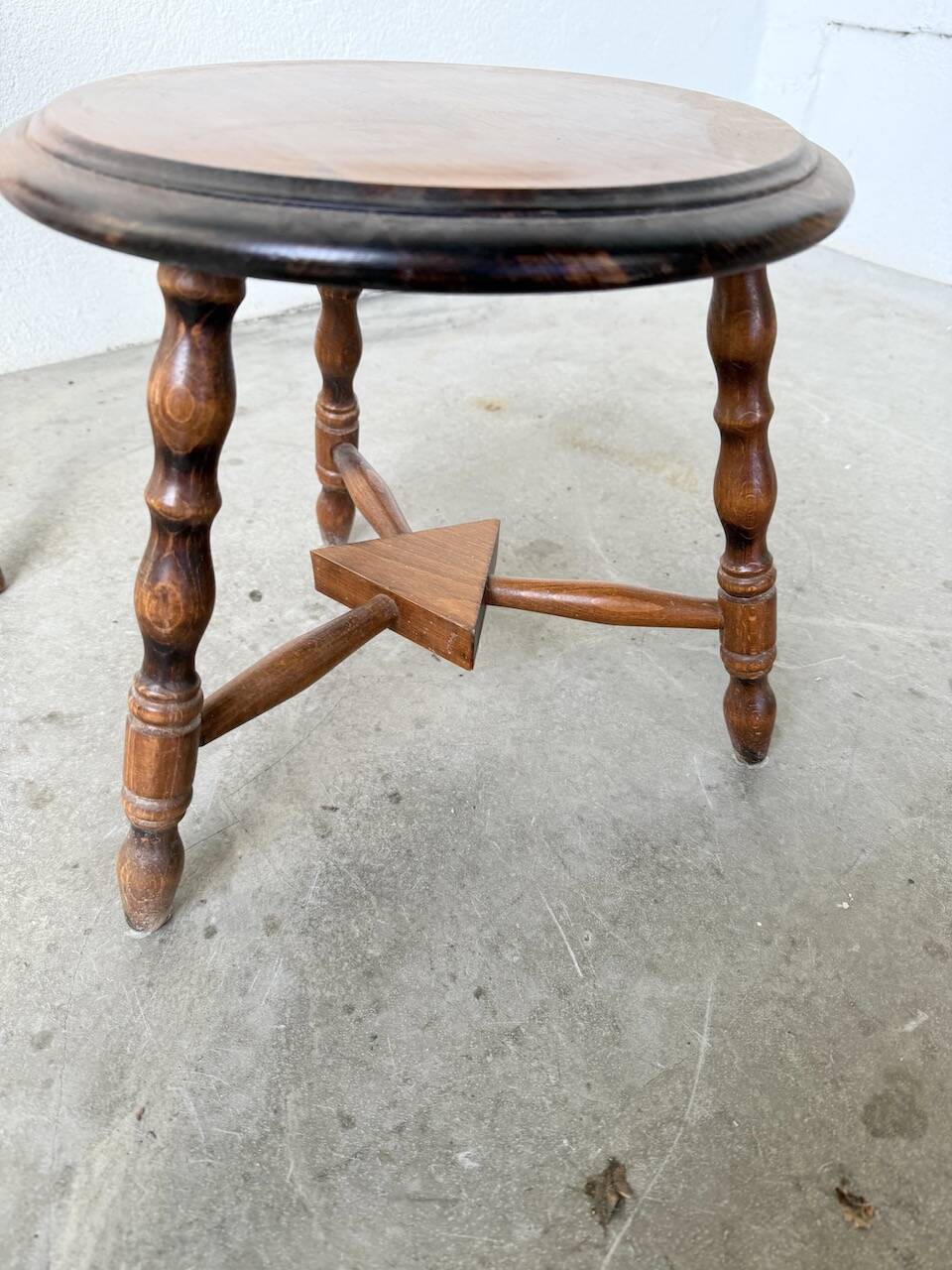 Set of 4 turned oak stools.