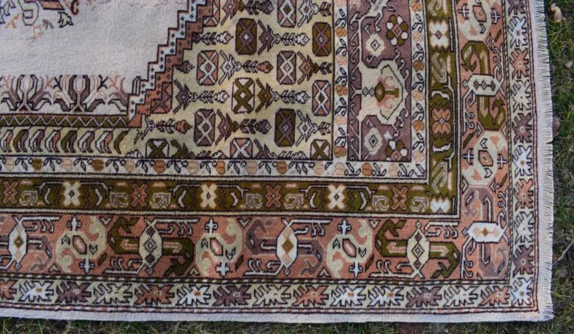 Tapis Oushak turc vintage