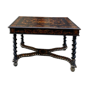 table en marqueterie - louis xiii