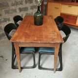 Vintage farm table 4 to 6 people