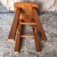 Ancien tabouret bois clair vintage