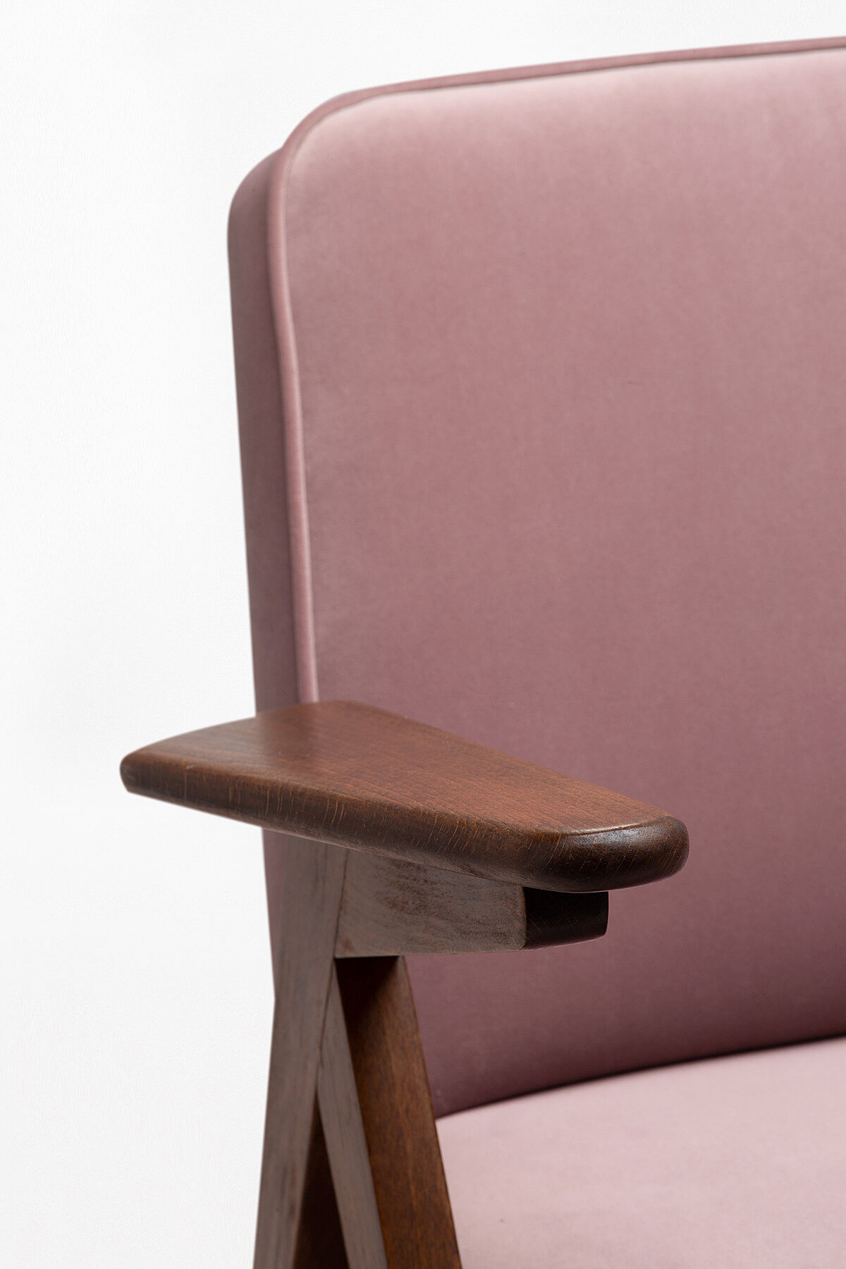 Type 300-177 bunny armchair  from the 60s