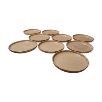 Series of 9 plates in enamelled gres