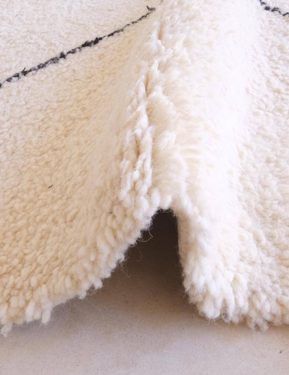 Beni Ourain Lozenge Rug - 363 x 250 cm