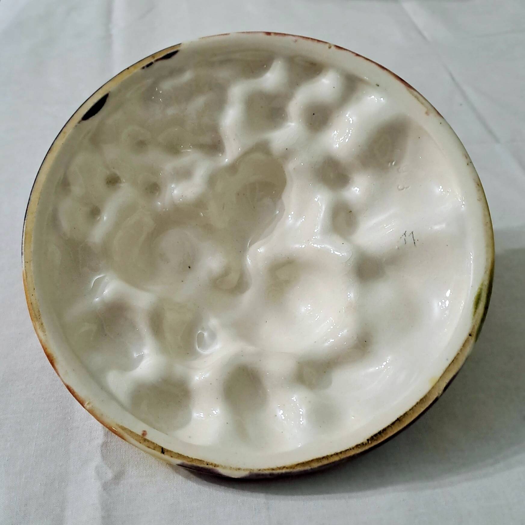 Sarreguemines Majolica slip lidded basket